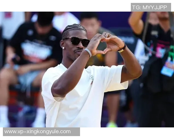 费尔斯与巴特勒场上争吵升级双方各吃技术犯规被驱逐出场